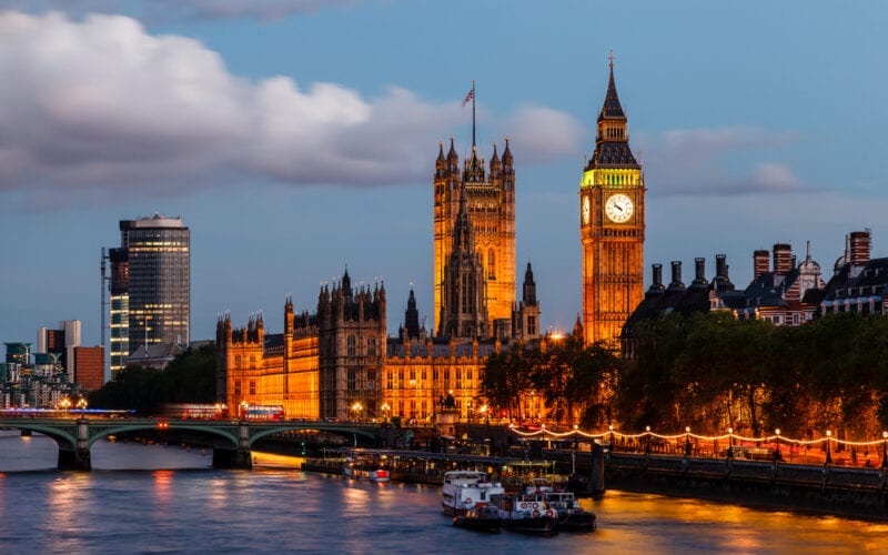 London at night time, big ben lit up.