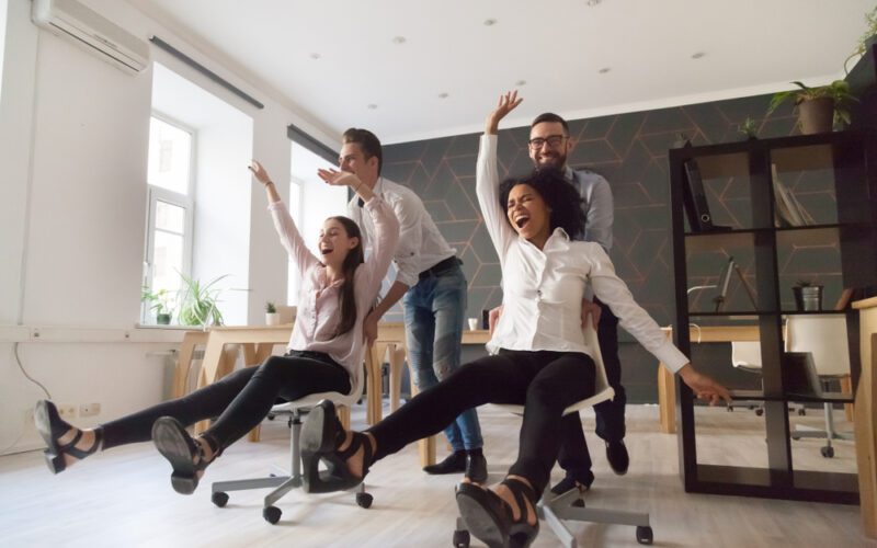 team-building-chair-racing